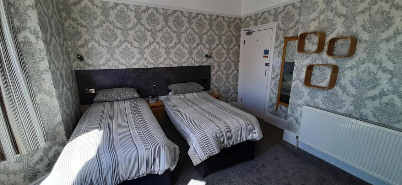 Hotel Brooke House à Shanklin Extérieur photo